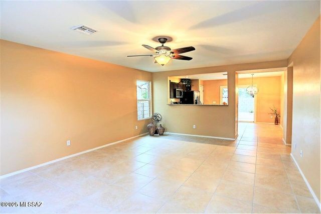 727 W Buffalo Grass Drive, Oro Valley, AZ 85755