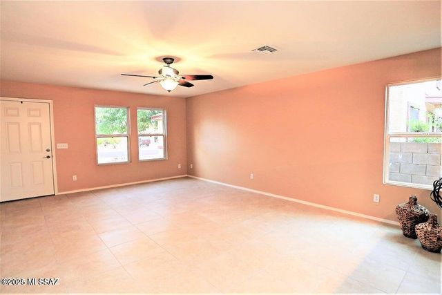 727 W Buffalo Grass Drive, Oro Valley, AZ 85755