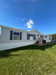 82 Chinkapin Rill, Fenton, MI 48430