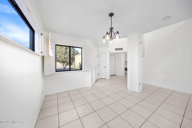 8786 E Corte Caida Del Sol, Tucson, AZ 85715