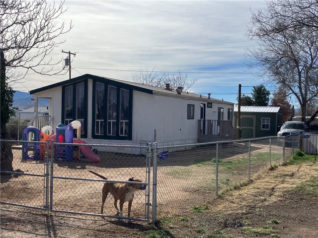 2950 E Thompson Avenue, Kingman, AZ 86409