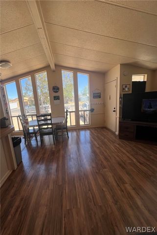 2950 E Thompson Avenue, Kingman, AZ 86409