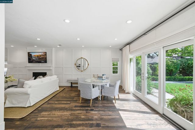 246 Overhill Rd, Orinda, CA 94563