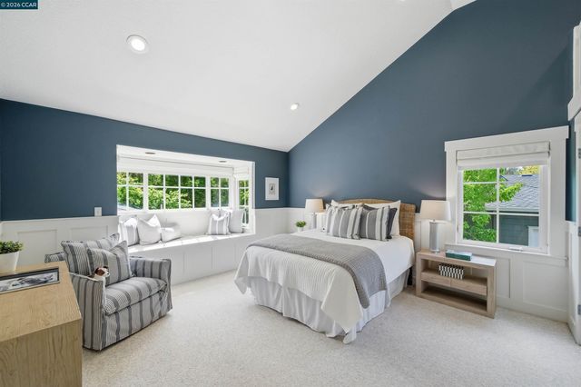 246 Overhill Rd, Orinda, CA 94563