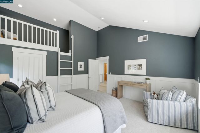 246 Overhill Rd, Orinda, CA 94563