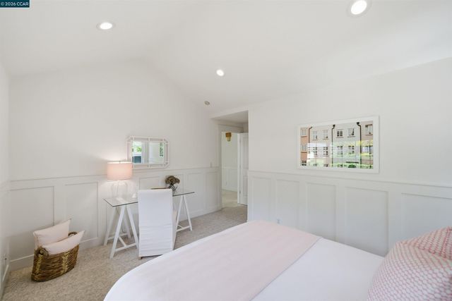 246 Overhill Rd, Orinda, CA 94563