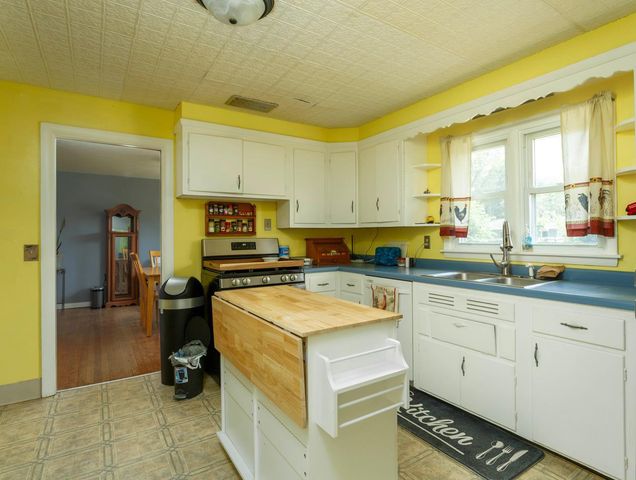 2003 Woodruff Boulevard, Janesville, WI 53546
