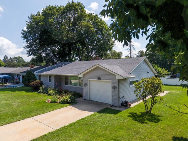 2003 Woodruff Boulevard, Janesville, WI 53546