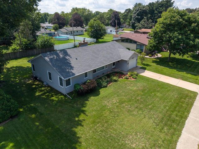 2003 Woodruff Boulevard, Janesville, WI 53546