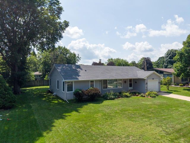 2003 Woodruff Boulevard, Janesville, WI 53546