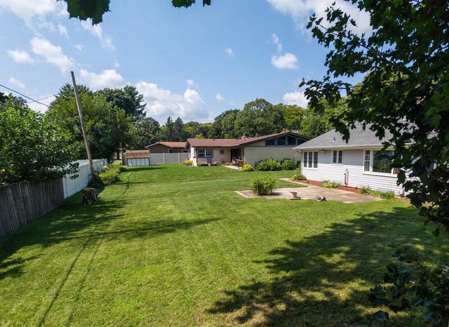 2003 Woodruff Boulevard, Janesville, WI 53546