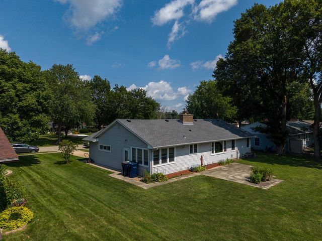 2003 Woodruff Boulevard, Janesville, WI 53546