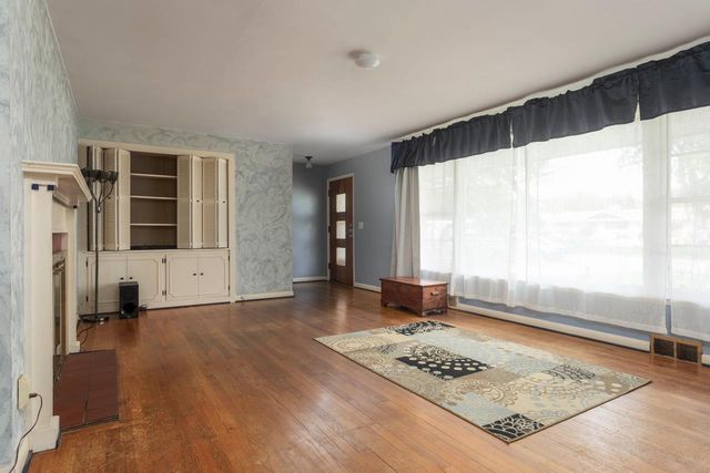 2003 Woodruff Boulevard, Janesville, WI 53546