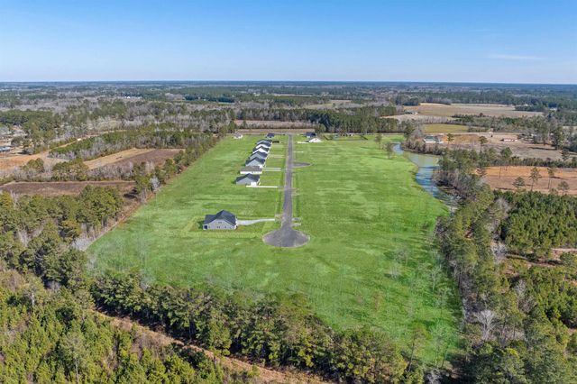145 Furnies Place, Loris, SC 29569