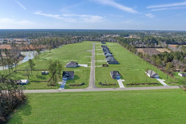 145 Furnies Place, Loris, SC 29569
