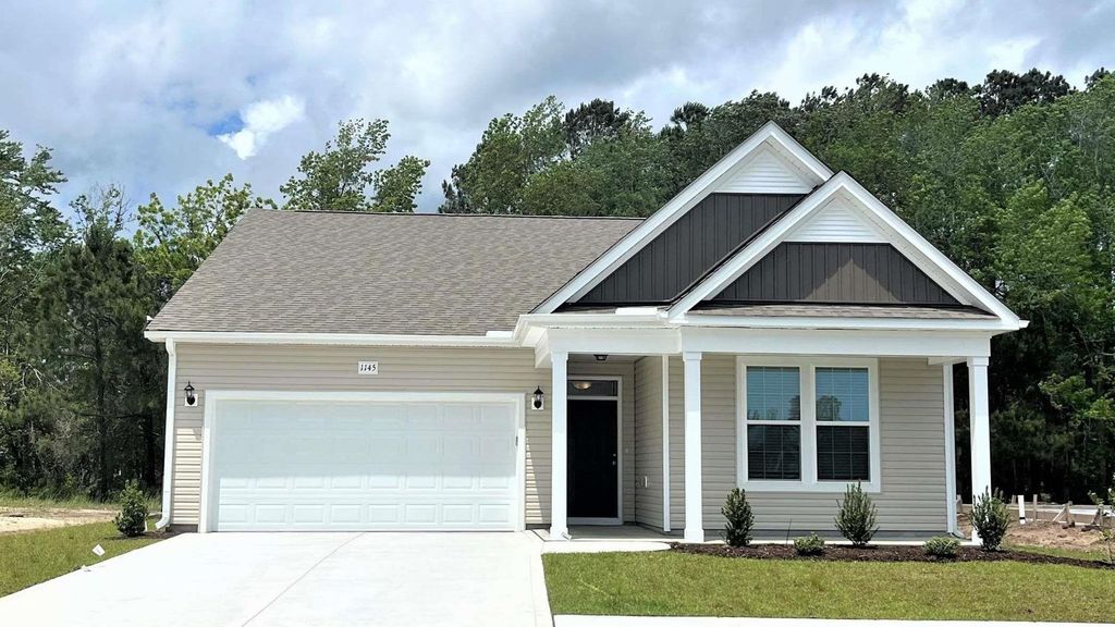 145 Furnies Place, Loris, SC 29569