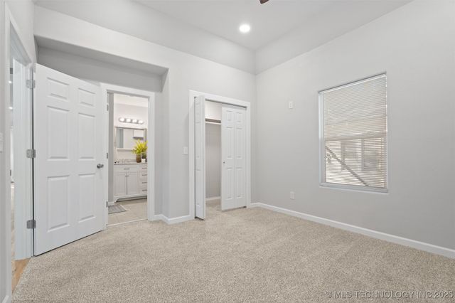 524 S Wyandotte Avenue, Bartlesville, OK 74003