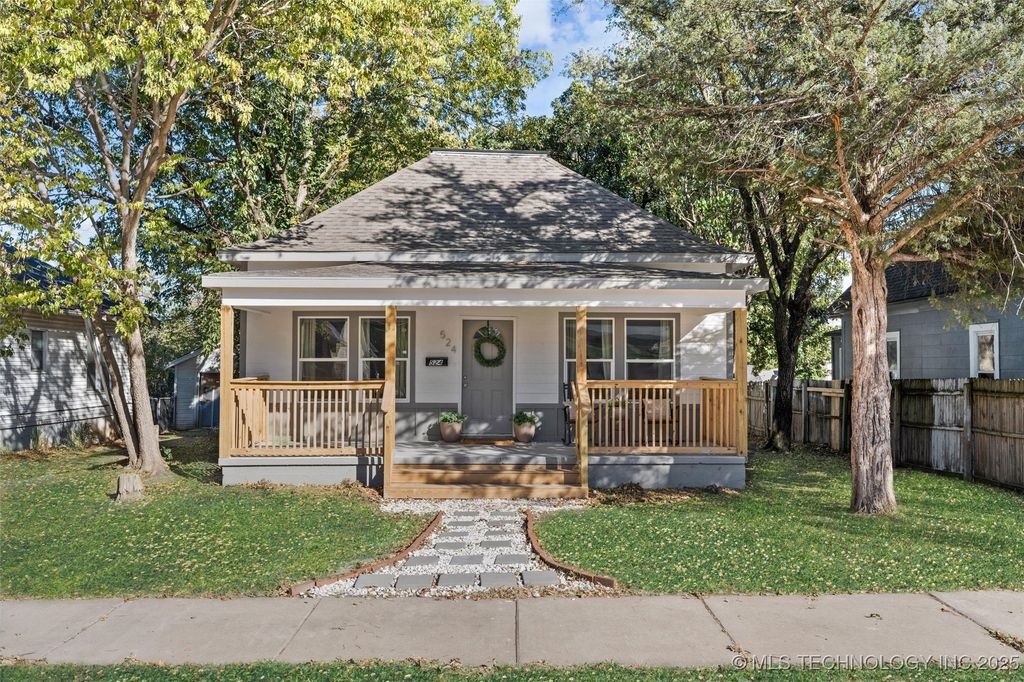 524 S Wyandotte Avenue, Bartlesville, OK 74003