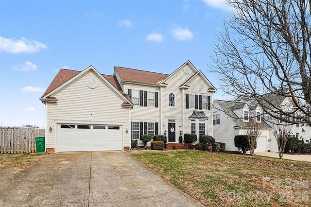 4132 Meadowview Hills Drive, Charlotte, NC 28269