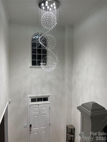 4132 Meadowview Hills Drive, Charlotte, NC 28269