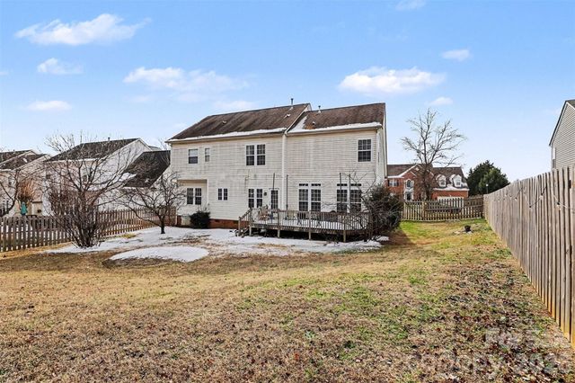 4132 Meadowview Hills Drive, Charlotte, NC 28269