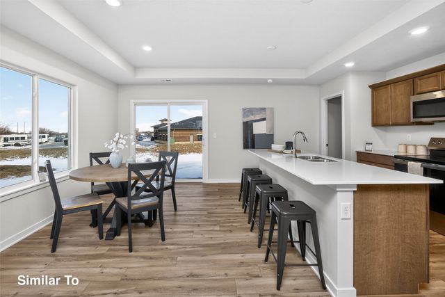 2130 Legacy Drive, Norwalk, IA 50211