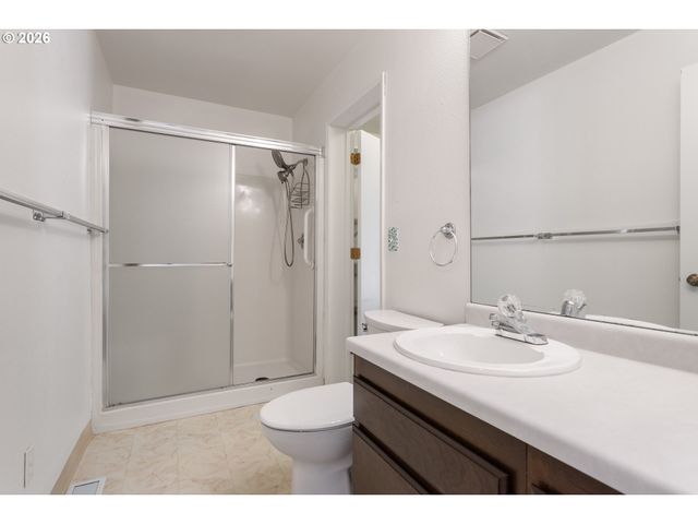 17650 Nw ROLLING HILL Ln, Beaverton, OR 97006