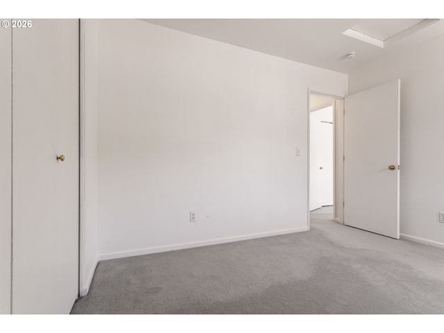 17650 Nw ROLLING HILL Ln, Beaverton, OR 97006