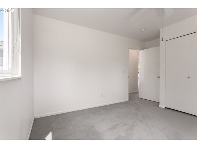 17650 Nw ROLLING HILL Ln, Beaverton, OR 97006