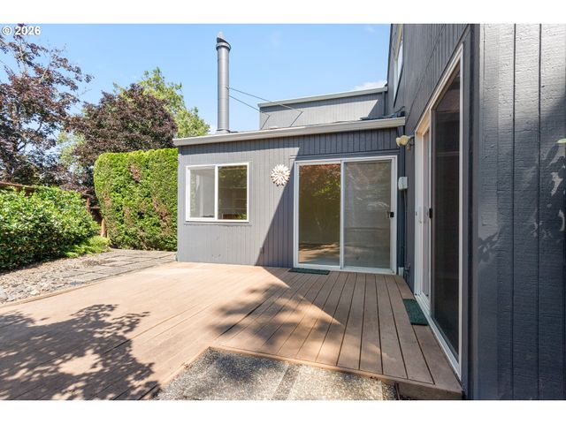 17650 Nw ROLLING HILL Ln, Beaverton, OR 97006
