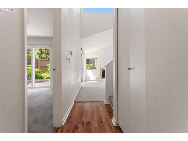 17650 Nw ROLLING HILL Ln, Beaverton, OR 97006