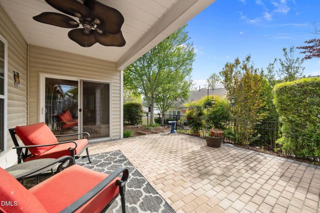 564 Tomkins Loop, Cary, NC 27519