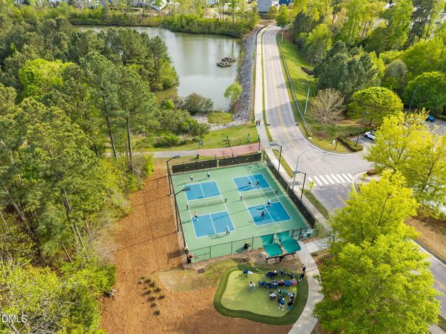 564 Tomkins Loop, Cary, NC 27519