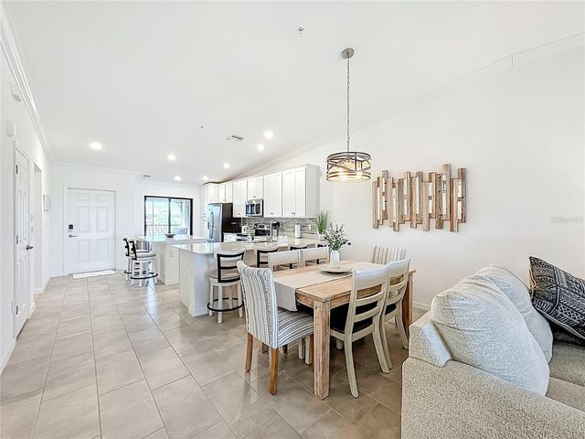 5711 PALMER CIRCLE 205, Bradenton, FL 34211