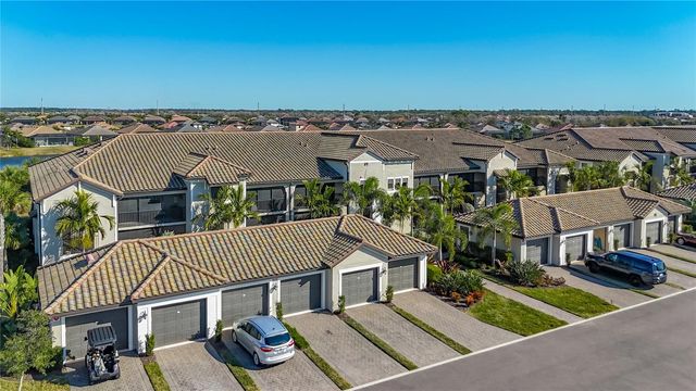 5711 PALMER CIRCLE 205, Bradenton, FL 34211