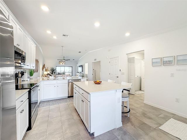 5711 PALMER CIRCLE 205, Bradenton, FL 34211