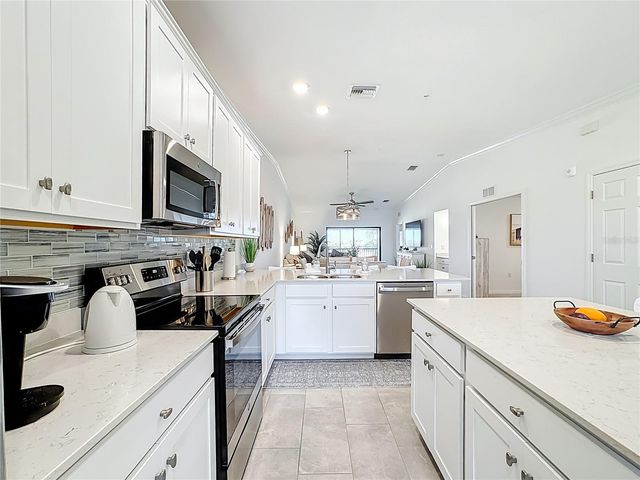 5711 PALMER CIRCLE 205, Bradenton, FL 34211