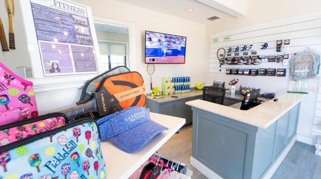 5711 PALMER CIRCLE 205, Bradenton, FL 34211