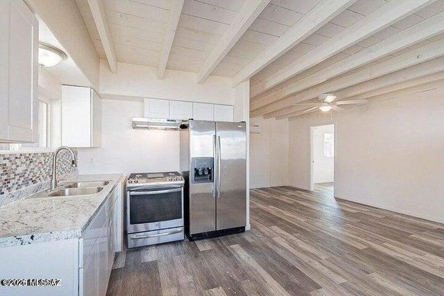 221 E Jacinto Street, Tucson, AZ 85705