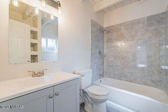 221 E Jacinto Street, Tucson, AZ 85705