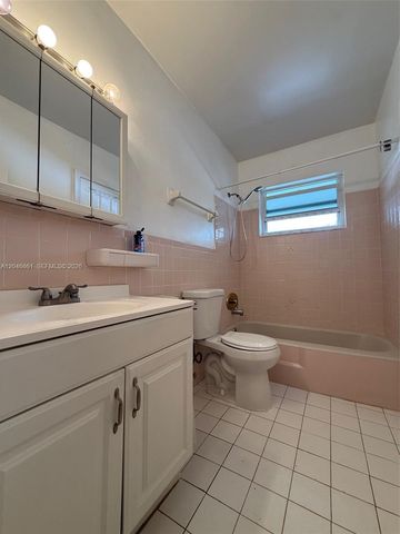 3300 NE 10th Terrace 53, Pompano Beach, FL 33064