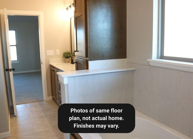 5105 Misty Wood Lane, Mustang, OK 73064