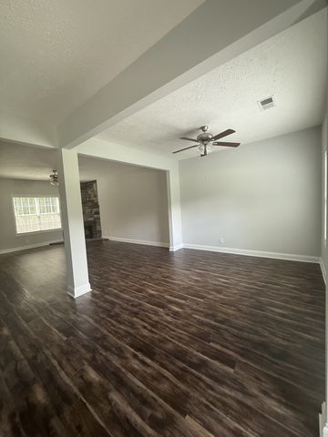 5688 Highway 48, Cunningham, TN 37052