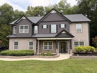 5688 Highway 48, Cunningham, TN 37052