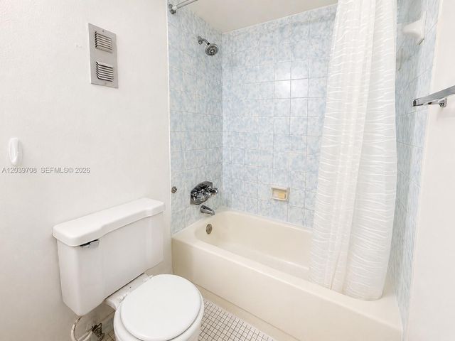 16851 NE 23rd Ave A308, North Miami Beach, FL 33160