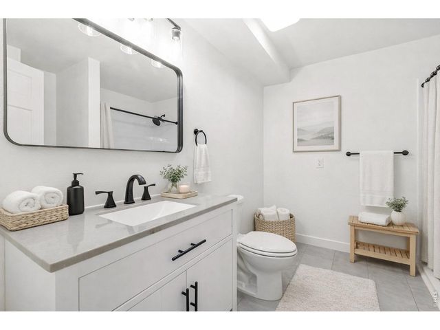 803 Table Mountain Ct, Windsor, CO 80550