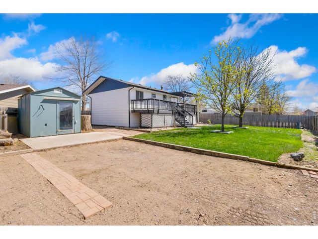 803 Table Mountain Ct, Windsor, CO 80550