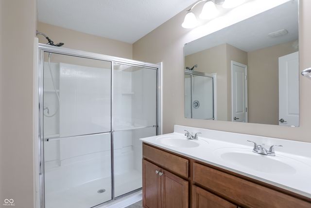 15278 Royal Grove Drive, Noblesville, IN 46060