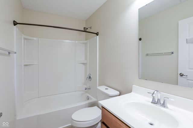 15278 Royal Grove Drive, Noblesville, IN 46060