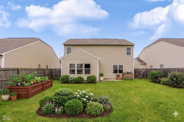 15278 Royal Grove Drive, Noblesville, IN 46060